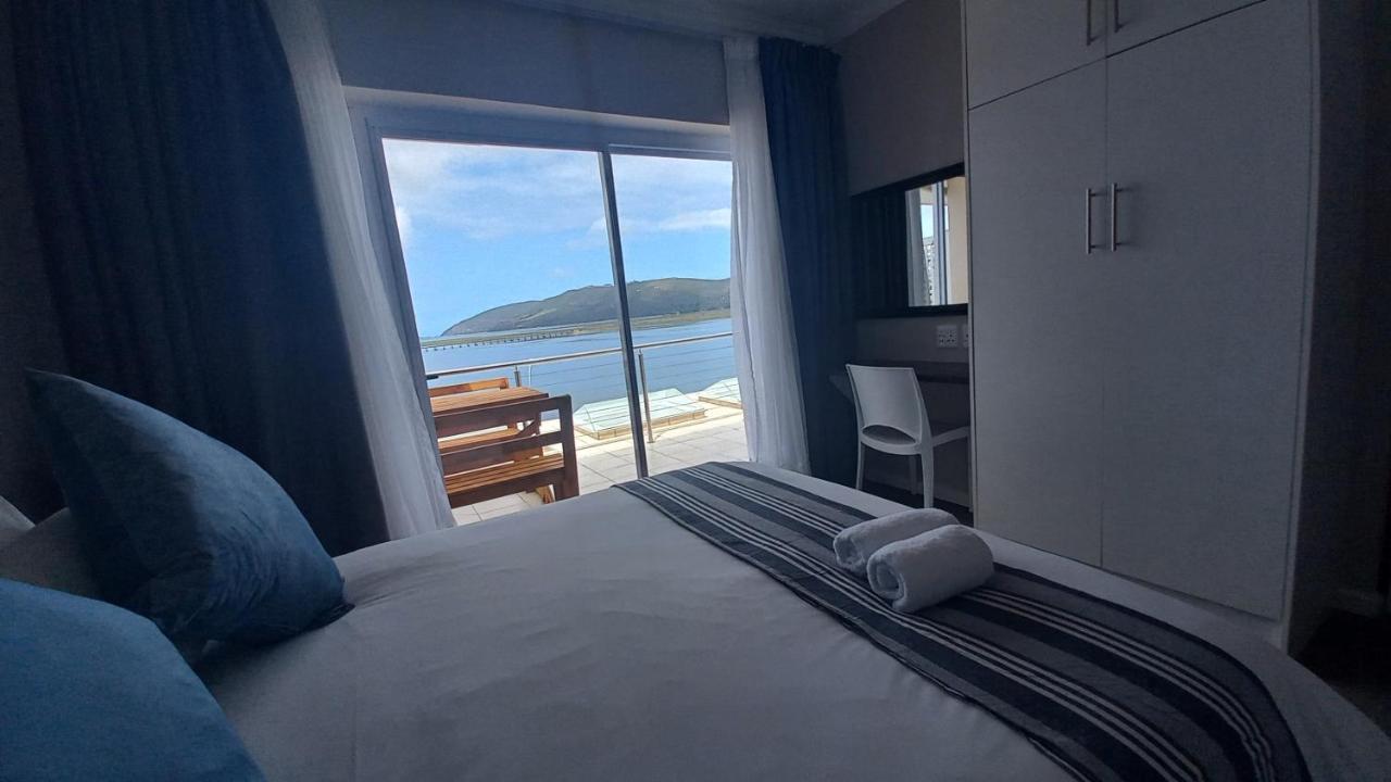 Phoenix Lodge And Waterside Accommodation Книсна Екстериор снимка